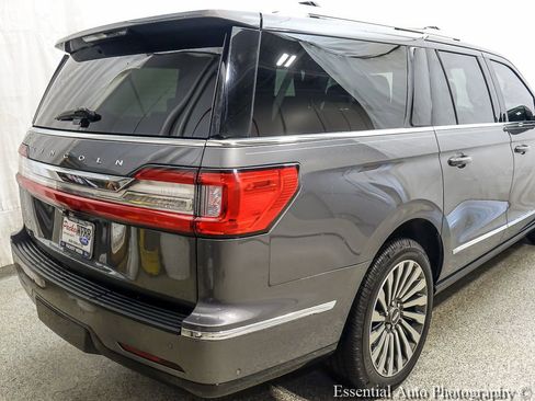 Used 2021 Lincoln Navigator L Reserve w/ Luxury Package AWD/4WD image 9
