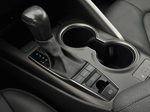 Used 2024 Toyota Camry XSE image 29