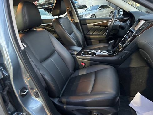 Used 2019 INFINITI Q50 Luxe w/ Essential Package (3.0T Luxe) image 25