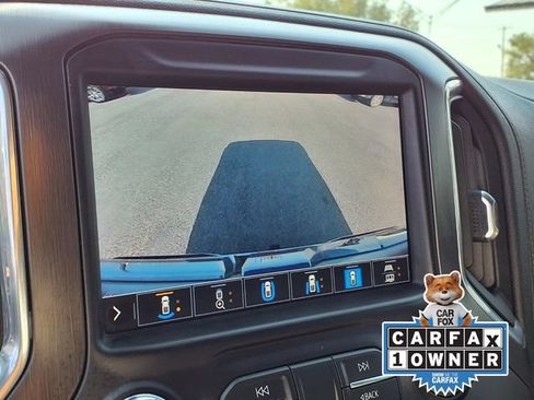 Used 2021 GMC Sierra 1500 AT4 w/ AT4 Value Package AWD/4WD image 9