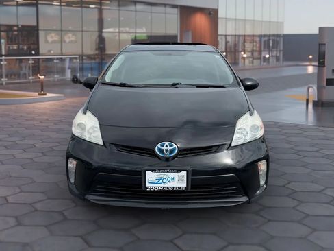 Used 2014 Toyota Prius Two image 2
