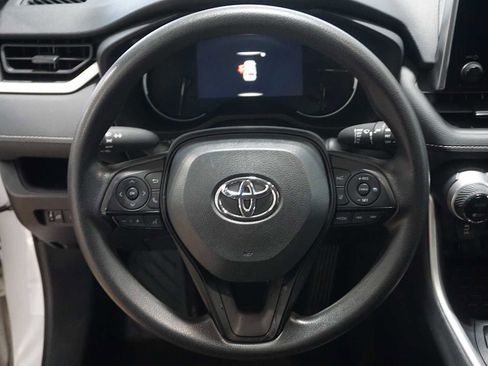 Used 2024 Toyota RAV4 XLE image 16