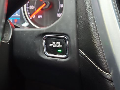 Used 2020 GMC Acadia SLE w/ Driver Convenience Package image 16