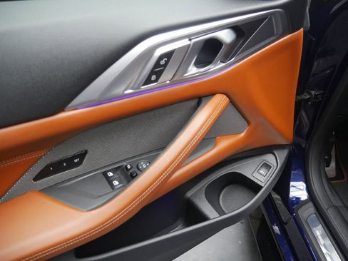 Used 2022 BMW M4 xDrive Competition w/ Executive Package image 18