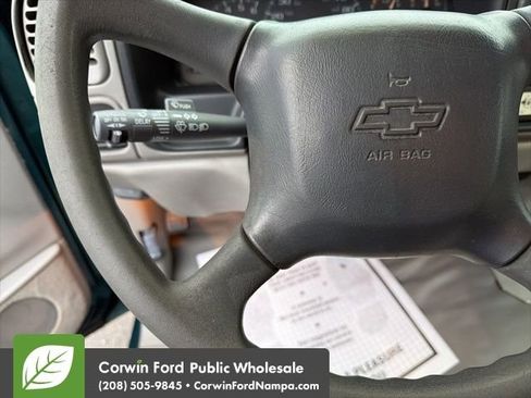 Used 1998 Chevrolet Silverado 1500 2WD Extended Cab image 15