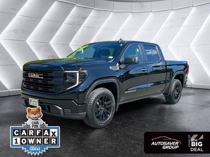 Used 2024 GMC Sierra 1500 Pro w/ Graphite Edition