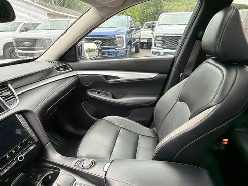 Used 2021 INFINITI QX50 Essential w/ Convenience Package AWD/4WD image 26