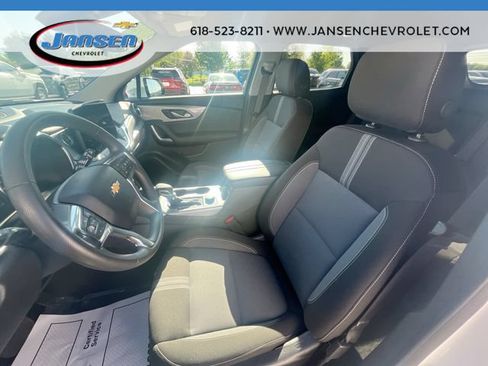 Used 2025 Chevrolet Blazer LT FWD image 18