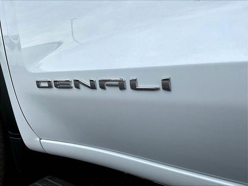 New 2026 GMC Sierra 1500 Denali w/ Denali Reserve Package AWD/4WD image 8