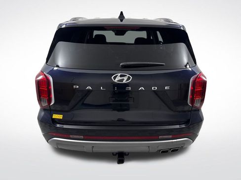 Used 2023 Hyundai Palisade Limited FWD image 5
