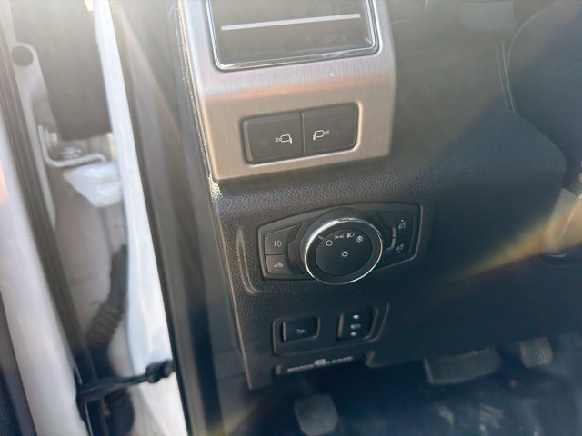 Used 2021 Ford F250 Platinum w/ FX4 Off-Road Package AWD/4WD image 40