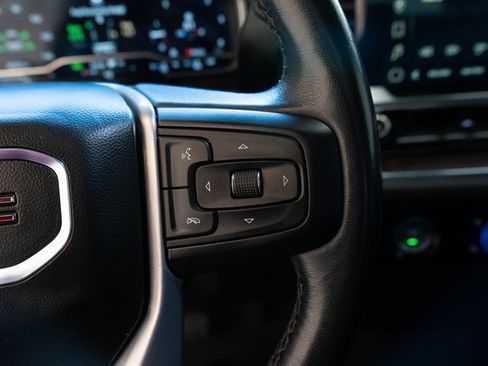 Used 2022 GMC Sierra 1500 SLT image 25