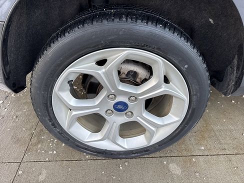 Certified 2022 Ford EcoSport SE w/ SE Appearance Package image 19