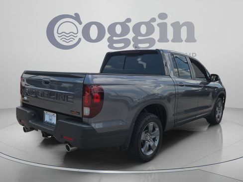 Certified 2024 Honda Ridgeline TrailSport image 5