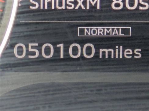 Used 2022 Mitsubishi Outlander SE image 12