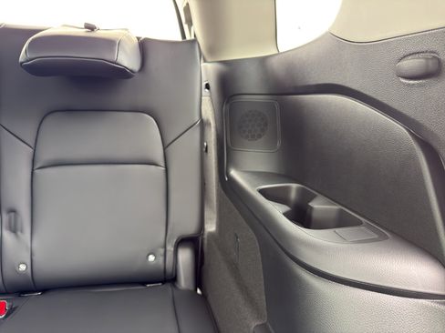 New 2026 Nissan Pathfinder SL image 36