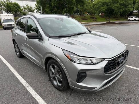 Used 2023 Ford Escape ST-Line w/ Tech Pack #1 FWD image 3