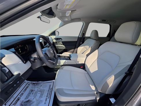 New 2026 Nissan Pathfinder SL image 20