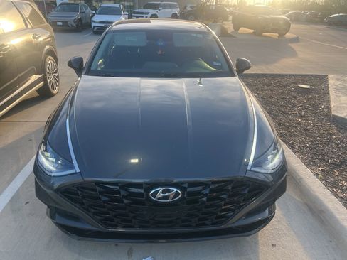 Used 2021 Hyundai Sonata SEL image 2