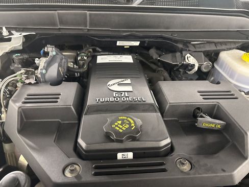 Used 2022 RAM 2500 Big Horn w/ Cold Weather Group image 30