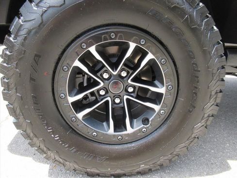 New 2026 Jeep Wrangler Unlimited Rubicon AWD/4WD image 8