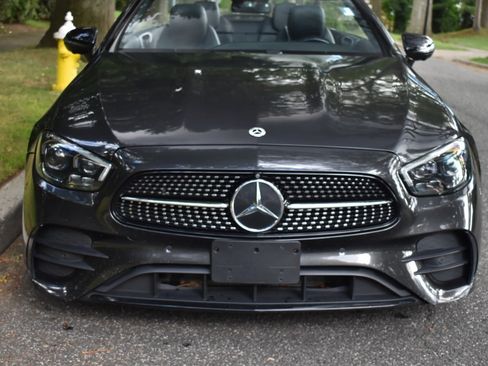 Used 2021 Mercedes-Benz E 450 4MATIC Cabriolet w/ AMG Line image 34