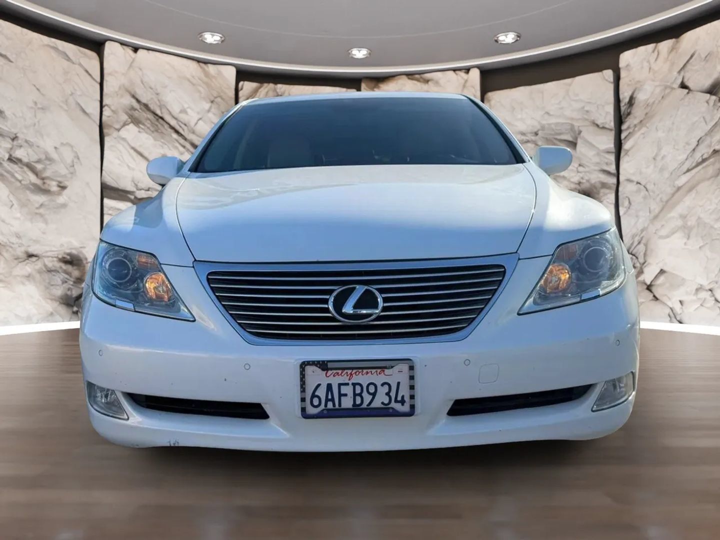 Used 2007 Lexus LS 460 RWD image 2