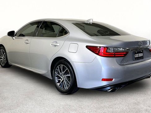 Used 2017 Lexus ES 350 w/ Luxury Package FWD image 17