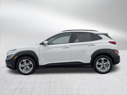 Certified 2022 Hyundai Kona SEL FWD image 4