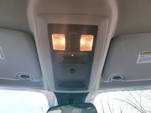 Used 2017 RAM 1500 Express image 19