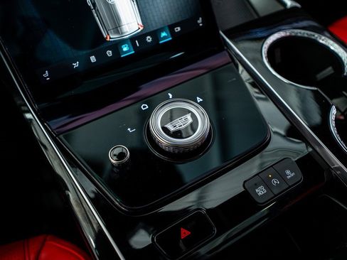 Used 2025 Cadillac Escalade Sport Platinum w/ LPO, Floor Liner Package image 48