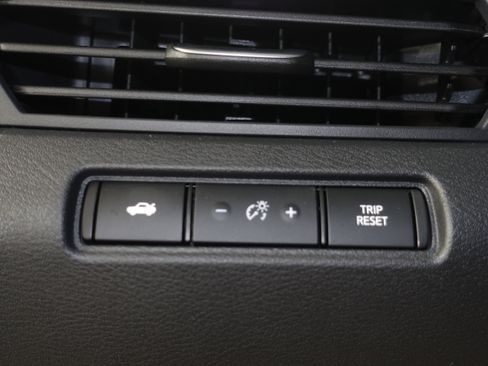 New 2025 Nissan Altima 2.5 SR w/ SR Premium Package image 32