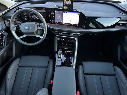 New 2025 Audi Q5 Premium Plus image 18