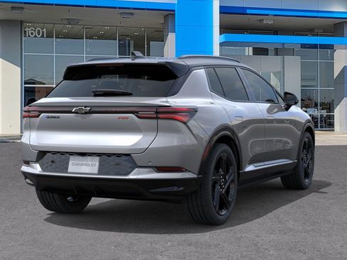 New 2026 Chevrolet Equinox EV RS image 28