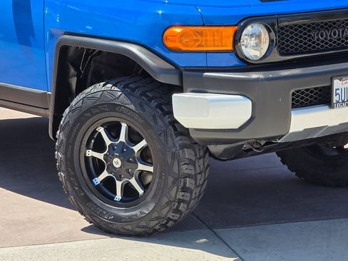 Used 2007 Toyota FJ Cruiser 4WD image 5