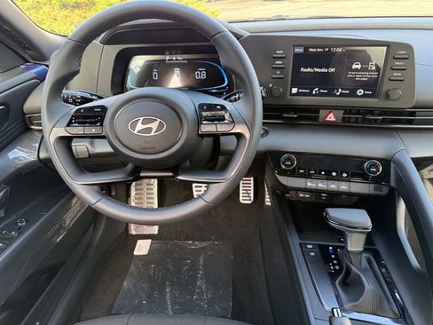 New 2026 Hyundai Elantra Sport image 19