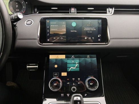 Used 2023 Land Rover Range Rover Evoque R-Dynamic SE image 18