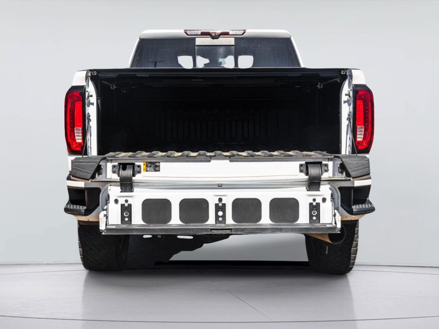 Used 2021 GMC Sierra 2500 Denali w/ Denali Ultimate Package AWD/4WD image 9