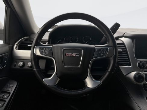 Used 2018 GMC Yukon SLE w/ SLE Value Package image 12