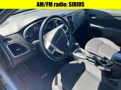 Used 2013 Chrysler 200 Touring FWD image 6