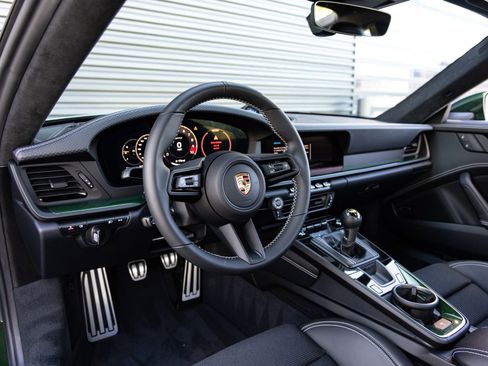 Certified 2026 Porsche 911 GT3 RWD image 4