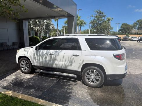 Used 2016 GMC Acadia SLT w/ Open Road Package FWD image 4