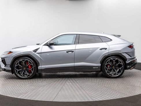Used 2024 Lamborghini Urus Performante image 3