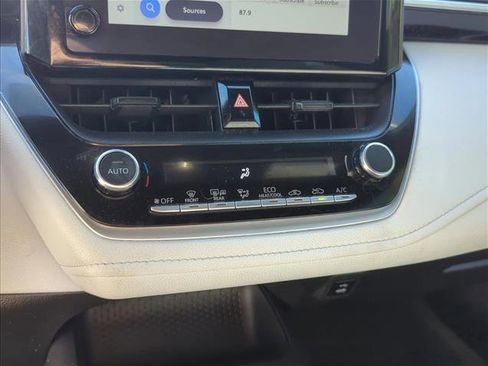 Used 2023 Toyota Corolla SE image 20
