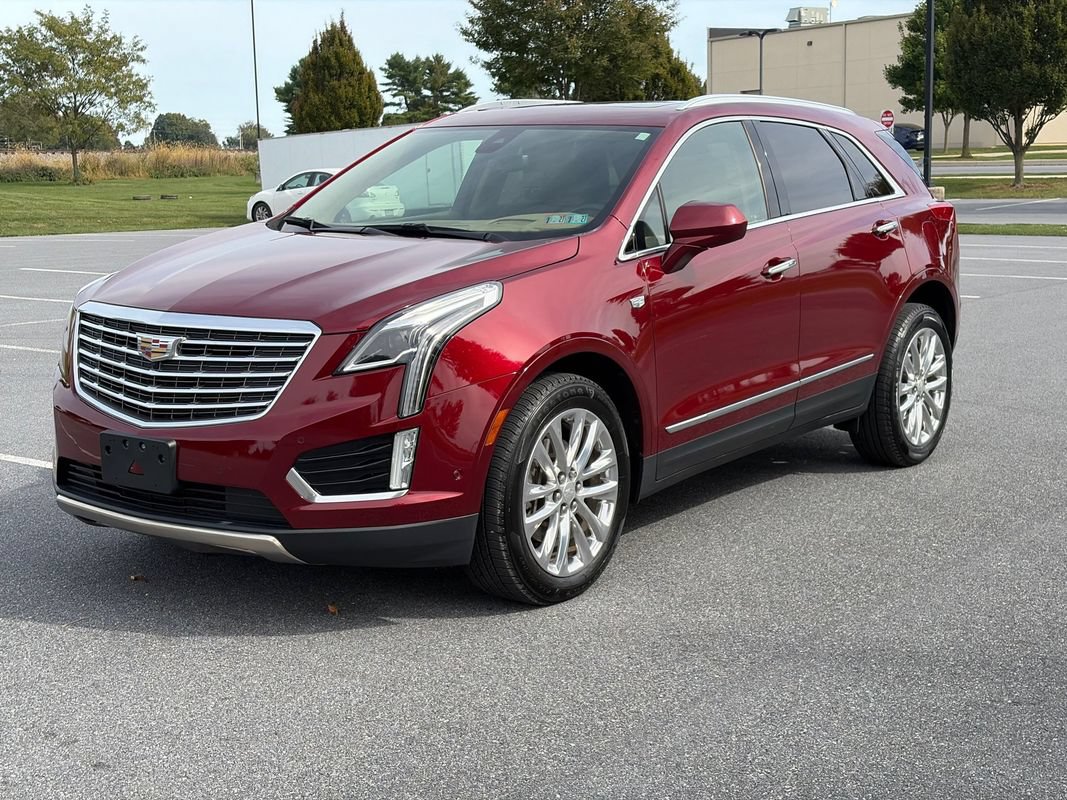Used 2018 Cadillac XT5 Platinum w/ Driver Assist Package AWD/4WD image 4