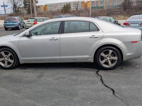 Used 2011 Chevrolet Malibu LT w/ Power Convenience Package image 6