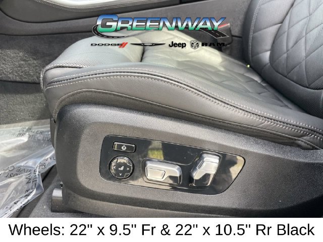 Used 2024 BMW X5 M60i AWD/4WD image 17