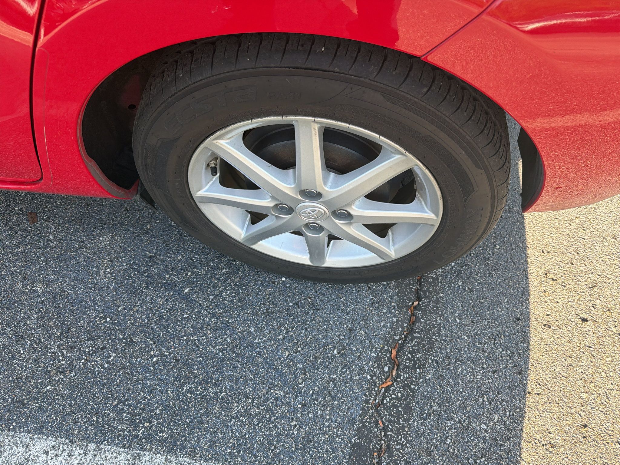 Used 2014 Toyota Prius C Four FWD image 4