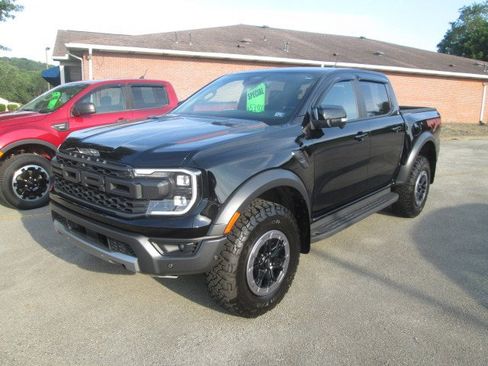 Used 2024 Ford Ranger Raptor image 4