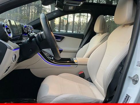 Used 2023 Mercedes-Benz C 300 C 300 image 4